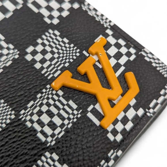 ✨️💎Super Rare .Authentic Louis Vuitton Damier Distorted Multiple Wallet - Picture 12 of 15